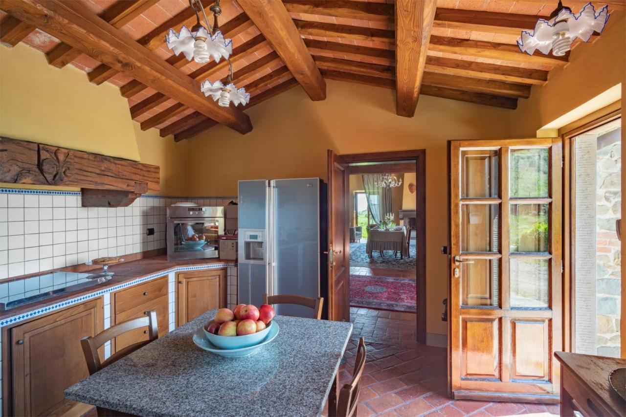 Casa Loretta, Your Luxurious Getaway With Stunning Views Nievole Exterior photo